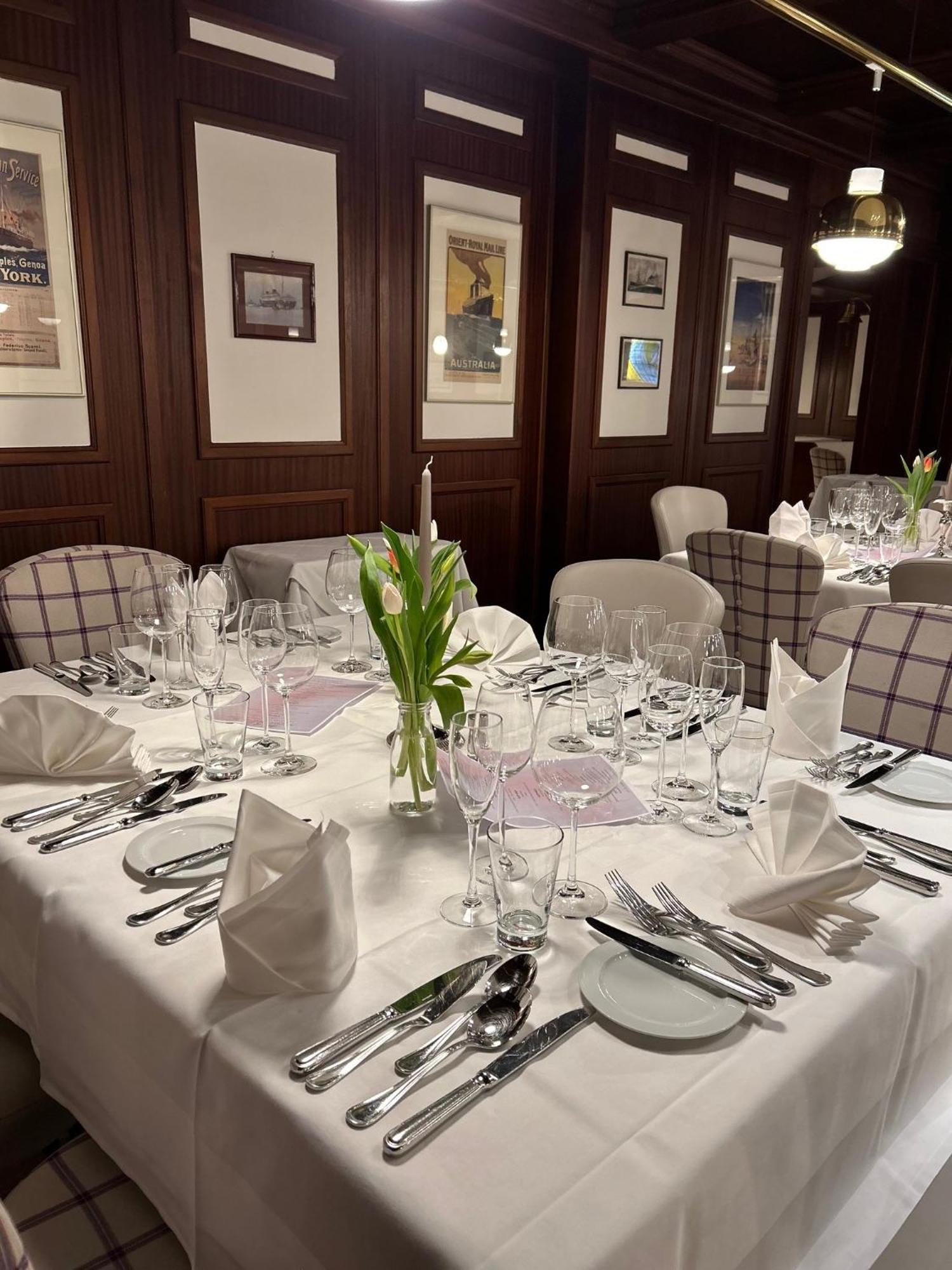 Hotel-Restaurant Steuermann Карлсруэ Экстерьер фото